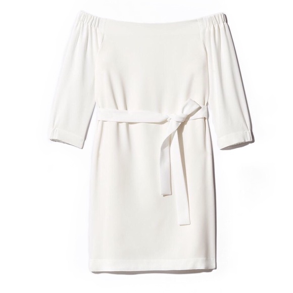π NWT Babaton Brightwell OTS Dress from Aritzia - Picture 1 of 7